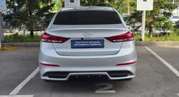 Hyundai Elantra 2018 года за 7 590 000 тг. в Павлодар – фото 5