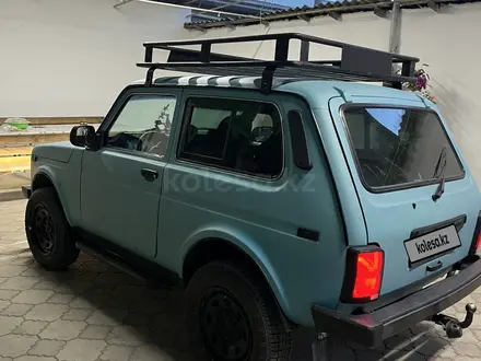 ВАЗ (Lada) Lada 2121 2000 года за 1 700 000 тг. в Алматы – фото 14