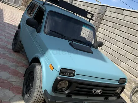 ВАЗ (Lada) Lada 2121 2000 года за 1 700 000 тг. в Алматы – фото 24