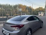 Hyundai Elantra 2019 годаfor8 300 000 тг. в Алматы – фото 3