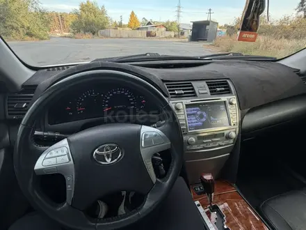 Toyota Camry 2011 года за 7 300 000 тг. в Семей – фото 12