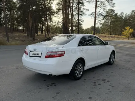 Toyota Camry 2011 года за 7 300 000 тг. в Семей – фото 3