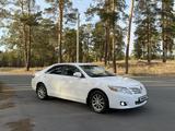 Toyota Camry 2011 годаүшін7 300 000 тг. в Семей – фото 2