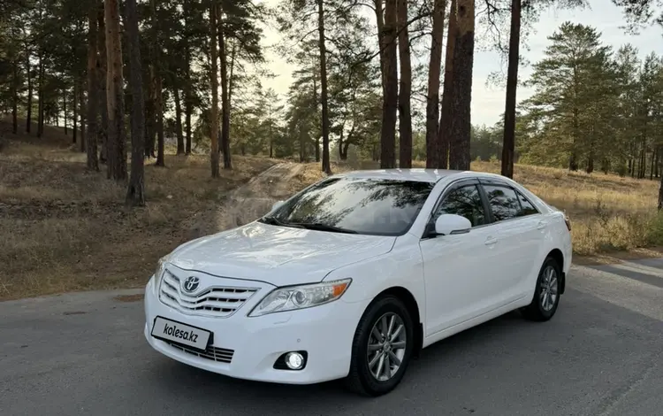 Toyota Camry 2011 годаүшін7 300 000 тг. в Семей