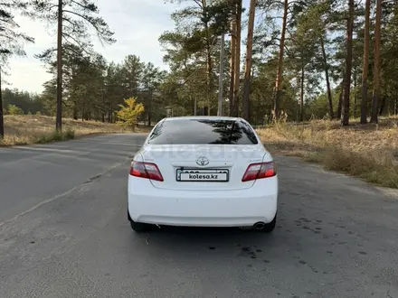 Toyota Camry 2011 года за 7 300 000 тг. в Семей – фото 5
