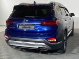 Hyundai Santa Fe 2018 года за 13 600 000 тг. в Алматы – фото 5