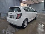 Chevrolet Aveo 2014 года за 3 750 000 тг. в Астана – фото 4