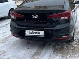 Hyundai Elantra 2019 года за 8 200 000 тг. в Астана – фото 2