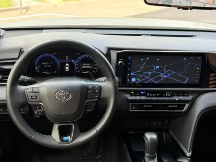 Toyota Camry 2025 года за 22 300 000 тг. в Астана – фото 13