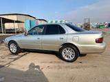 Toyota Camry 1996 годаүшін2 500 000 тг. в Шу – фото 2