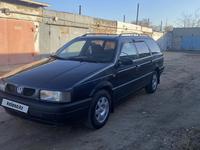 Volkswagen Passat 1993 годаfor1 590 000 тг. в Павлодар