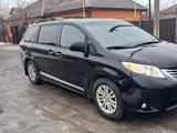 Toyota Sienna 2016 годаүшін8 800 000 тг. в Атырау