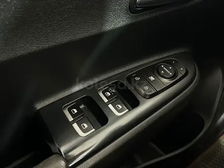 Kia Rio X-Line 2019 года за 5 760 000 тг. в Павлодар – фото 25