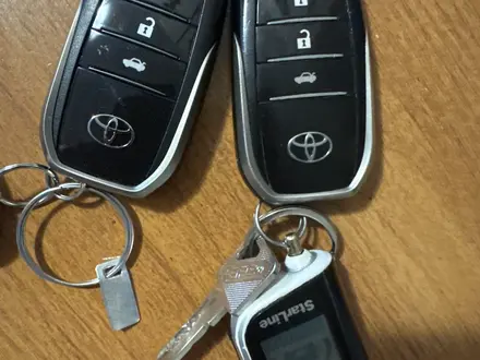 Toyota Camry 2015 года за 11 000 000 тг. в Уральск – фото 9