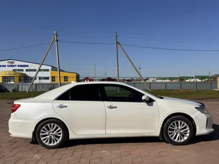 Toyota Camry 2015 года за 11 000 000 тг. в Уральск – фото 7
