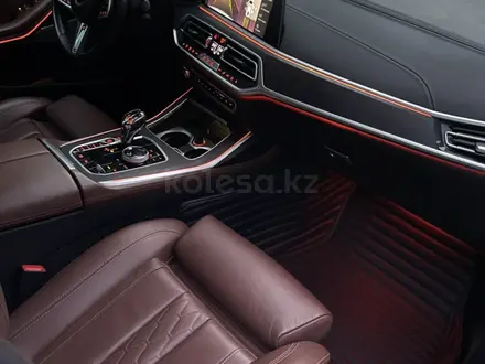 BMW X7 2021 года за 44 000 000 тг. в Алматы – фото 20