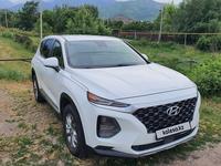 Hyundai Santa Fe 2019 года за 12 700 000 тг. в Алматы