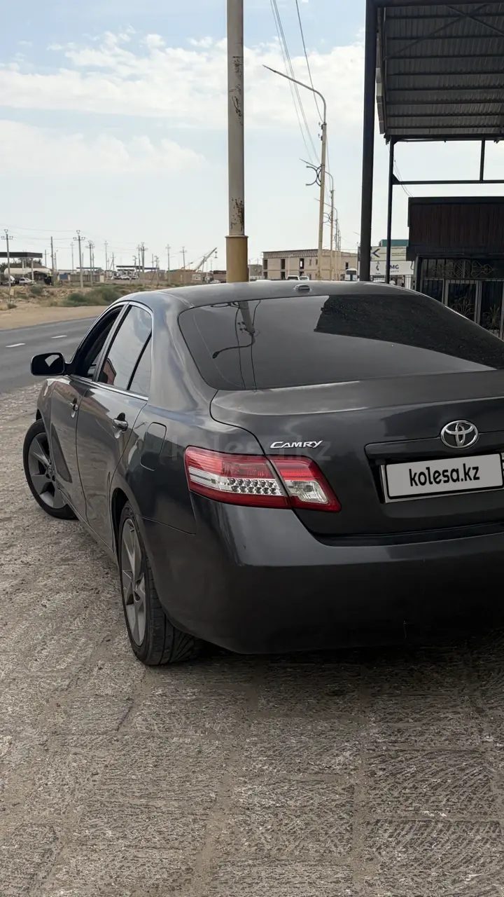 Toyota Camry, 2010