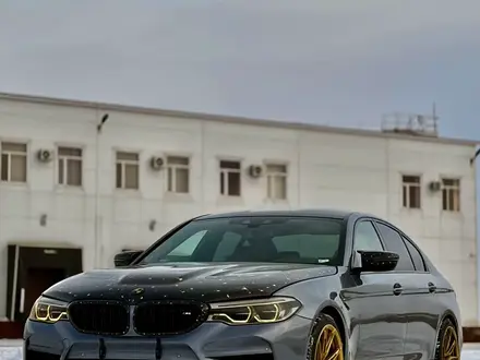 BMW M5 2018 года за 44 000 000 тг. в Алматы – фото 26