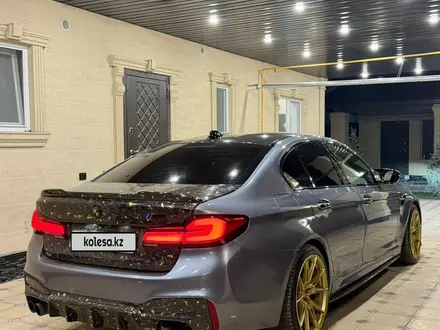 BMW M5 2018 года за 44 000 000 тг. в Алматы – фото 4