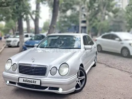 Mercedes-Benz E 240 1999 года за 2 200 000 тг. в Караганда