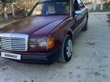 Mercedes-Benz E 200 1993 года за 1 320 000 тг. в Шымкент