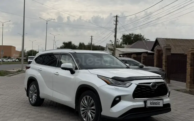 Toyota Highlander 2024 года за 33 000 000 тг. в Астана