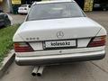 Mercedes-Benz E 230 1986 года за 600 000 тг. в Алматы – фото 2