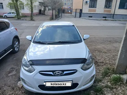 Hyundai Accent 2014 года за 3 600 000 тг. в Караганда – фото 9