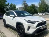 Toyota RAV4 2024 года за 21 000 000 тг. в Алматы – фото 2