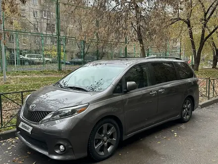 Toyota Sienna 2015 года за 14 900 000 тг. в Алматы – фото 3