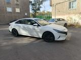 Hyundai Elantra 2023 года за 6 500 000 тг. в Караганда – фото 3