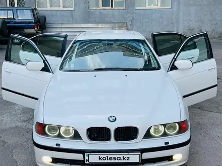 BMW 528 1997 года за 3 800 000 тг. в Алматы – фото 6