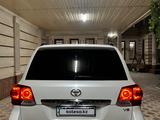 Toyota Land Cruiser 2013 года за 25 000 000 тг. в Шымкент – фото 2