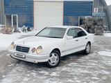 Mercedes-Benz E 230 1997 годаүшін2 550 000 тг. в Астана