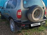 Chevrolet Niva 2007 года за 1 200 000 тг. в Уральск – фото 3