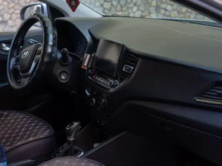 Hyundai Accent 2022 года за 7 000 000 тг. в Актау – фото 11