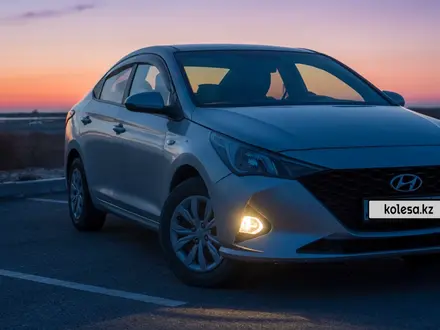 Hyundai Accent 2022 года за 7 000 000 тг. в Актау – фото 2