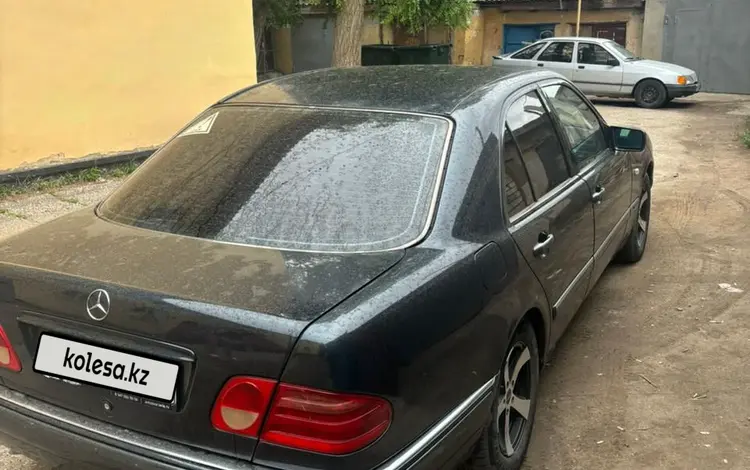 Mercedes-Benz E 230 1998 годаfor3 500 000 тг. в Актобе