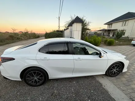 Toyota Camry 2022 года за 12 000 000 тг. в Алматы – фото 5