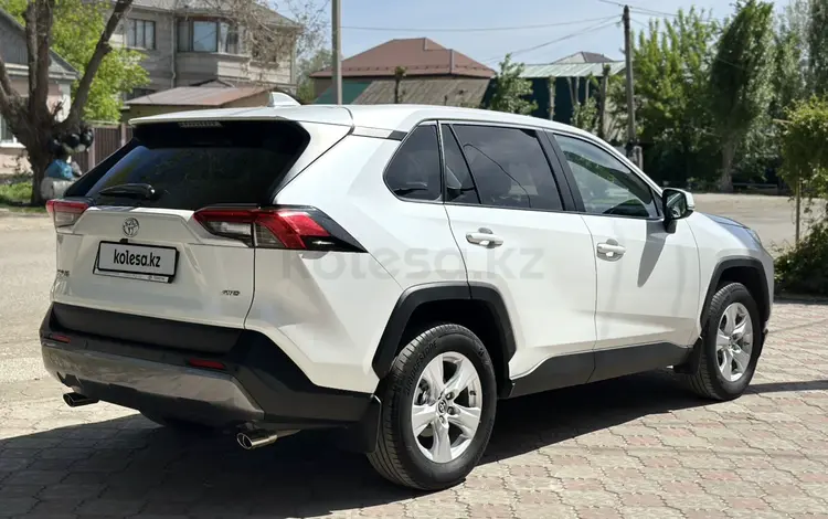 Toyota RAV4 2020 годаүшін13 000 000 тг. в Актобе