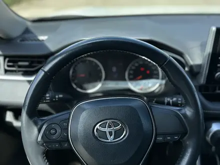 Toyota RAV4 2020 года за 13 000 000 тг. в Актобе – фото 12