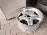 R18 5x130 J8.5 ET50 есть 1 диск на запаску за 50 000 тг. в Алматы