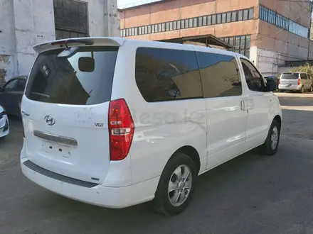 Hyundai Starex 2018 года за 15 500 000 тг. в Алматы – фото 4