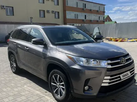 Toyota Highlander 2017 года за 17 000 000 тг. в Астана