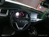 Toyota Highlander 2014 года за 15 000 000 тг. в Алматы