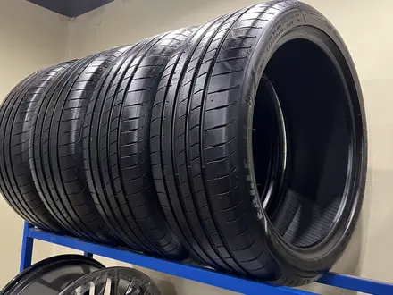 275/35 R19 — 245/40 R19 GoodYear летний разноразмерный комплект в идеале за 320 000 тг. в Алматы