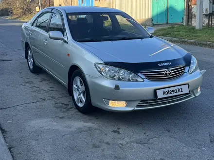 Toyota Camry 2004 года за 7 400 000 тг. в Шымкент – фото 5