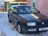 Volkswagen Vento 1995 годаfor1 550 000 тг. в Талдыкорган – фото 4