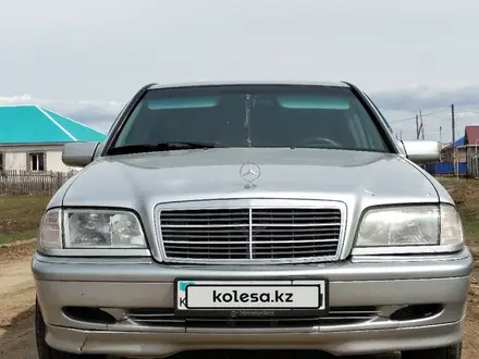 Mercedes-Benz C 240 1998 года за 3 800 000 тг. в Актобе